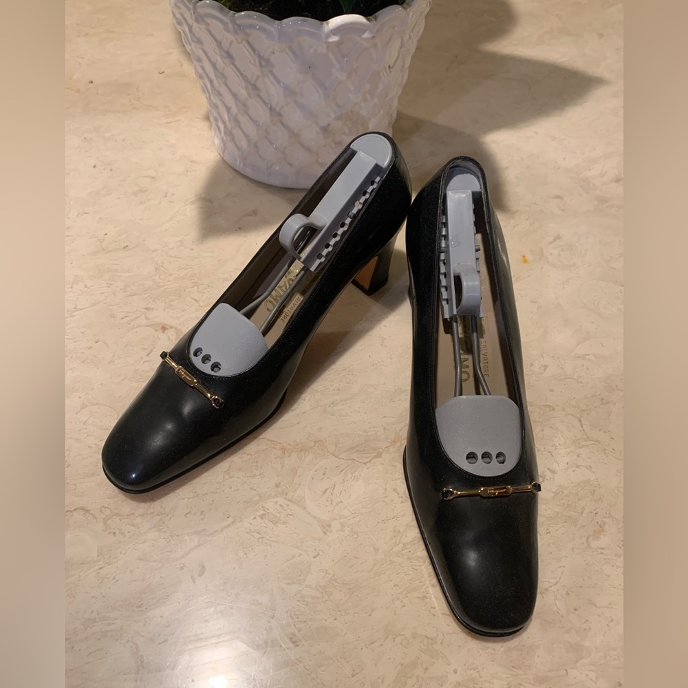 Salvatore Ferragamo black heels 💪💪🔥🔥👍👍